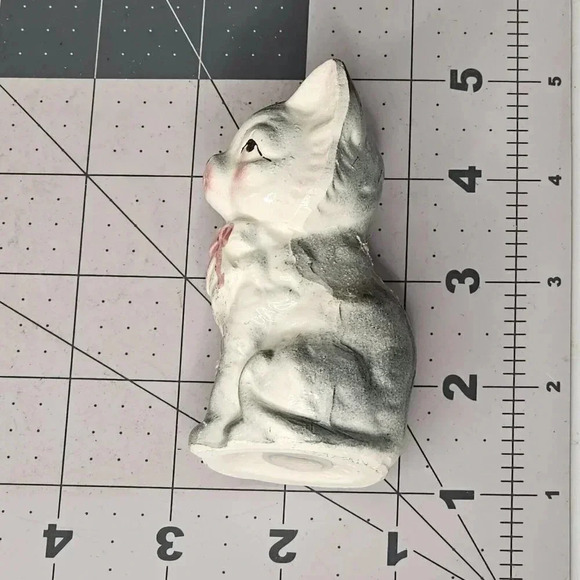 vintage cat kitten salt and pepper shaker grey kitten pink collar shakers - Picture 5 of 9